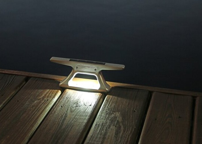 10 inch aluminum solar cleat lights available in Wisconsin