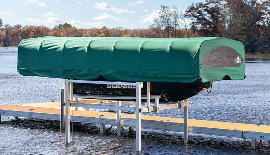 Used boat lifts in Pewaukee, WI