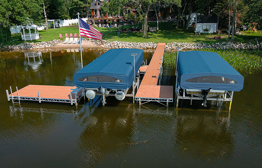 Used docks, boat lifts and related equipment in Pewaukee, WI